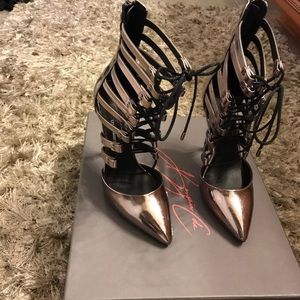 Steve Madden String Up Pumps